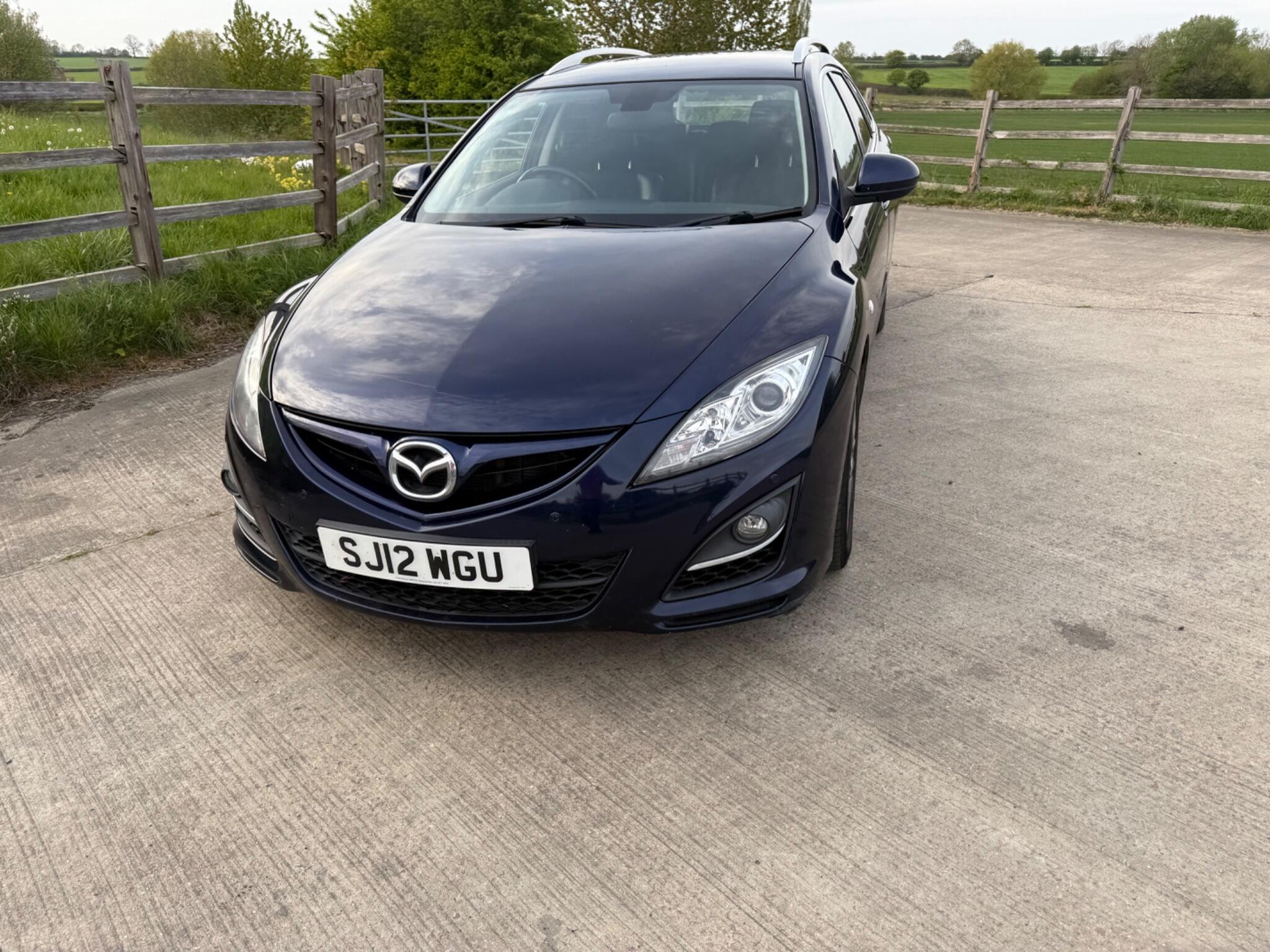 Mazda Mazda6 2.2d Venture Euro 5 5dr — photo 51 of 86